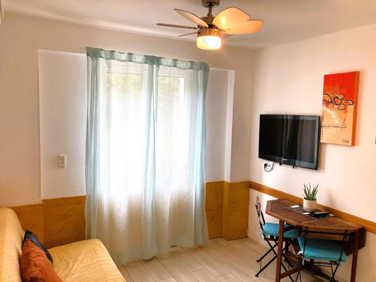 Blue Summer Vibes Apartment For 4P, Ac, Parking, Beach At 50M, Spa Access -1 拉西约塔 外观 照片